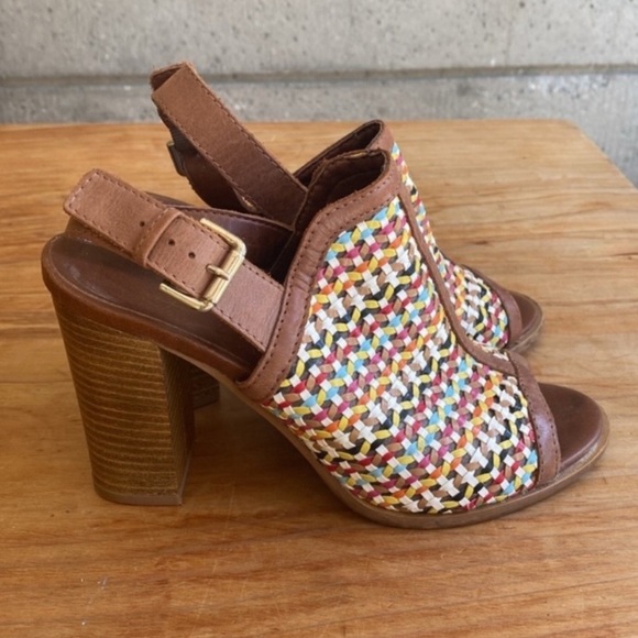 House of Harlow Multicolor Heels - Picture 2 of 7
